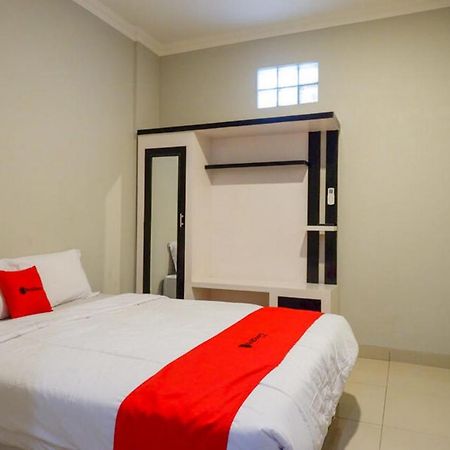 Reddoorz Plus Near Jogja City Mall 5 Hotel Yogyakarta Exterior photo